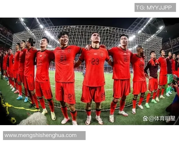 足球巨星齐聚球场演绎精彩瞬间 全力冲击赛季巅峰荣耀